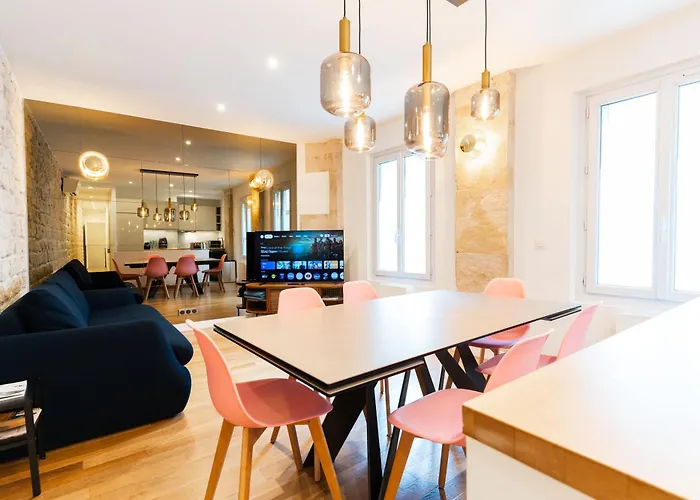 Loft 4 Bedroom Montmartre Pigalle Ac By Lcc Agency * باريس