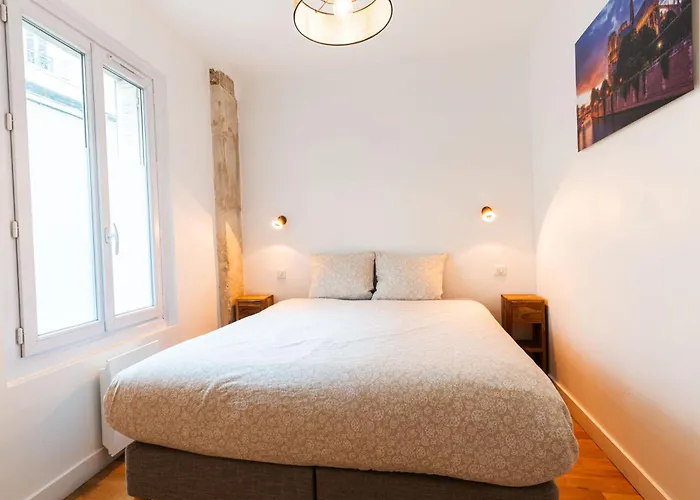 شقة Loft 4 Bedroom Montmartre Pigalle Ac By Lcc Agency باريس