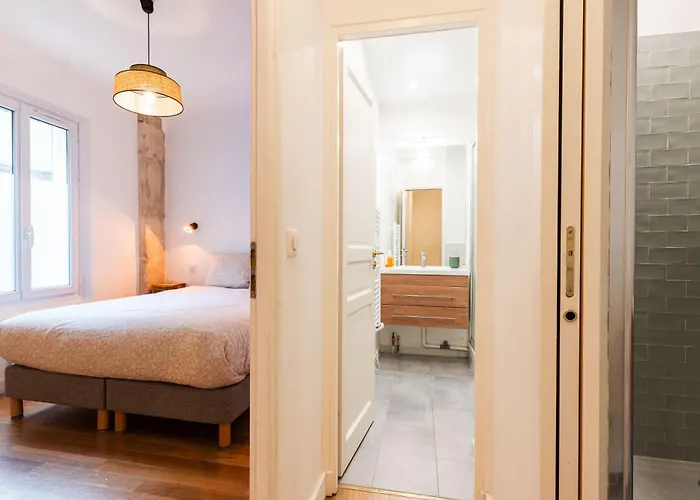 شقة Loft 4 Bedroom Montmartre Pigalle Ac By Lcc Agency باريس